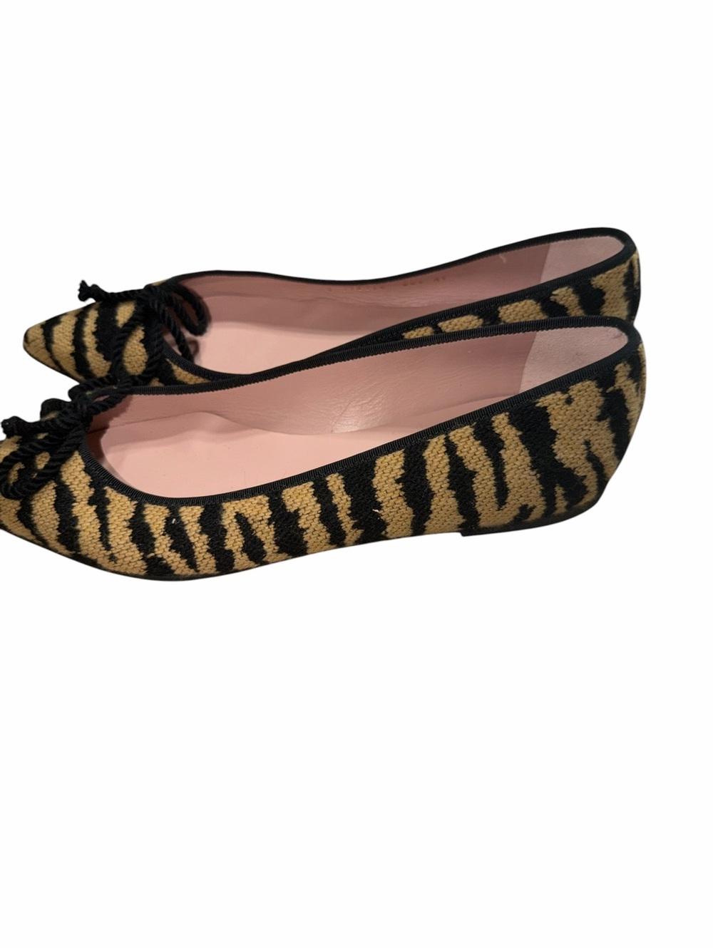 Pretty Ballerinas Black and Tan Zebra-Pattern Pointed Toe Flats with Knot - Picture 4 of 4